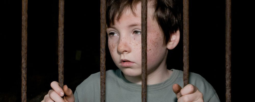 juveniles should not be tried as adults essay